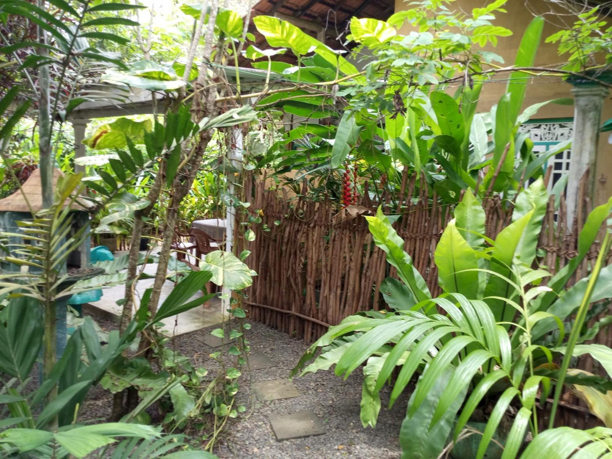 Hiriketiya Mahi Surf Apartamento Dikwella Exterior foto